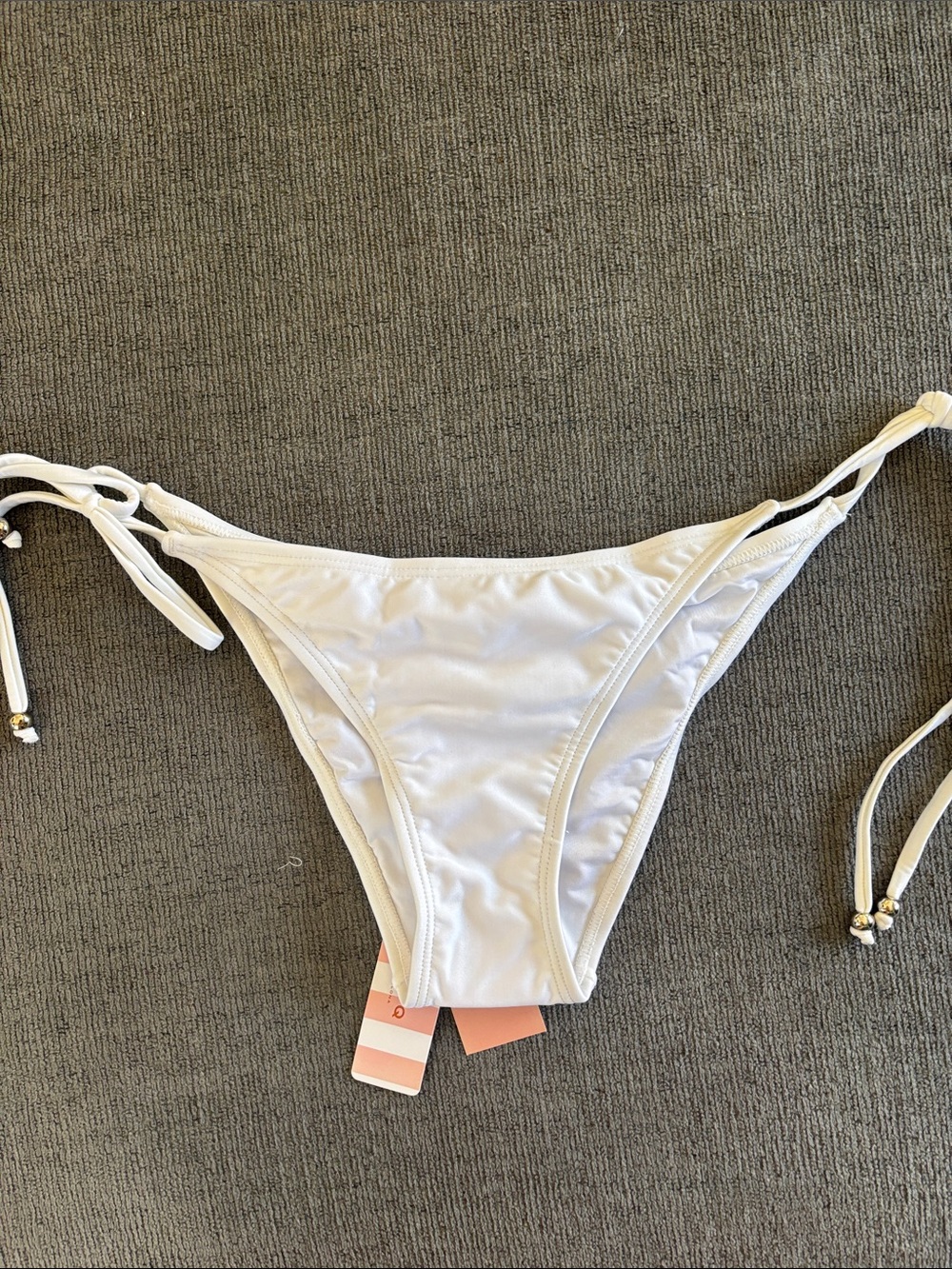 NWT PQ white tie side Brazilian bottom, size medium. No top, only bottom
